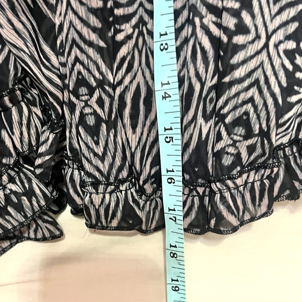 OLIVACEOUS,Black & Taupe Tiered Ruffle Mini Skirt Twirl Skirt, EUC, Size Medium - Picture 9 of 9